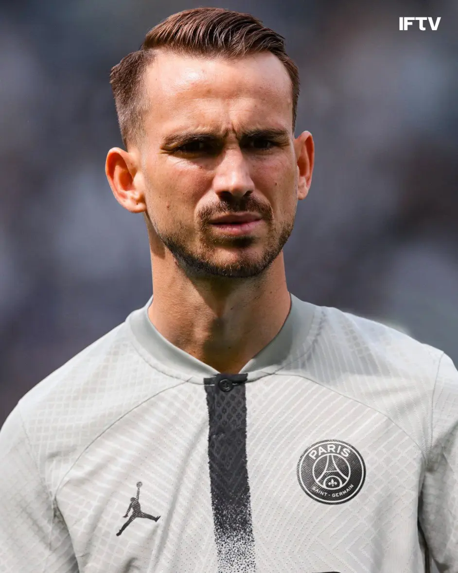 开云官网-那不勒斯内部会议纪要流出：转会期篮板制胜；荷甲使命明确；训练强度明显提升的简单介绍